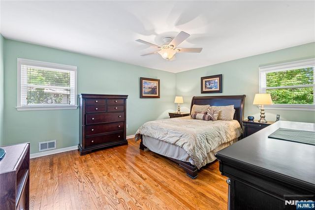 211 Park Avenue, Emerson, NJ 07630