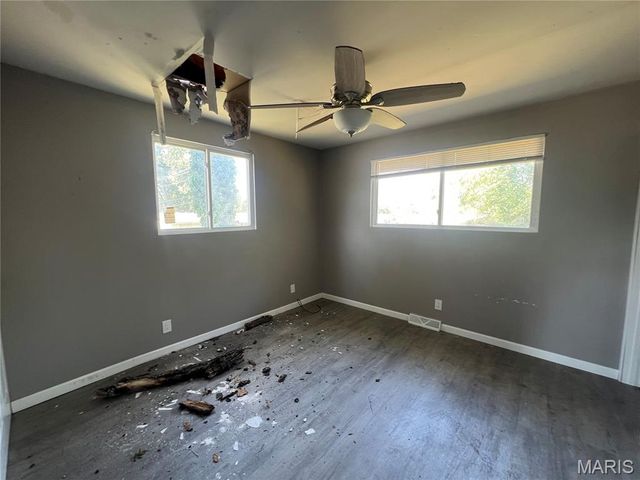 2241 Empress Drive, St Louis, MO 63136