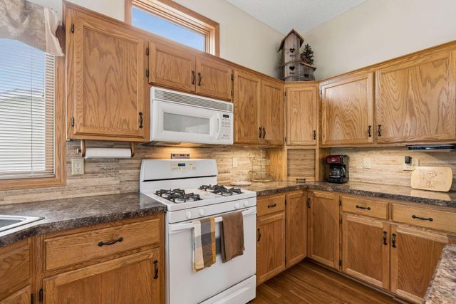 936 143rd Avenue NW, Andover, MN 55304