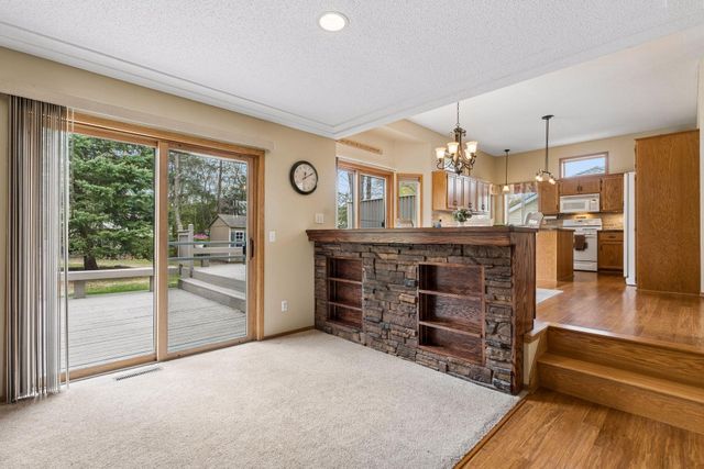 936 143rd Avenue NW, Andover, MN 55304