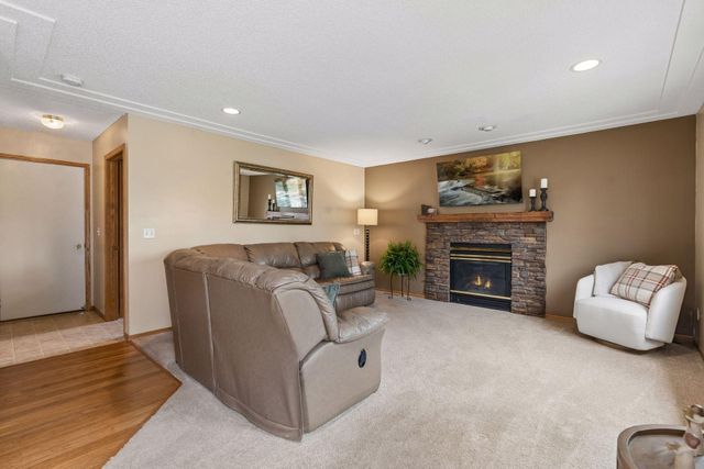 936 143rd Avenue NW, Andover, MN 55304