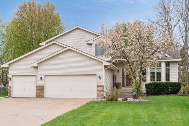 936 143rd Avenue NW, Andover, MN 55304