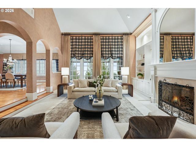 9228 Nw WILEY Ln, Portland, OR 97229