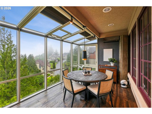 9228 Nw WILEY Ln, Portland, OR 97229