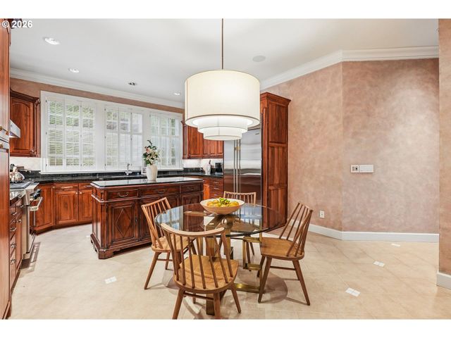 9228 Nw WILEY Ln, Portland, OR 97229