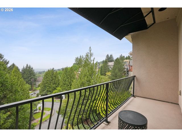 9228 Nw WILEY Ln, Portland, OR 97229