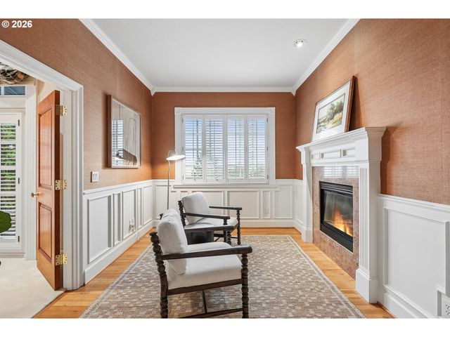 9228 Nw WILEY Ln, Portland, OR 97229