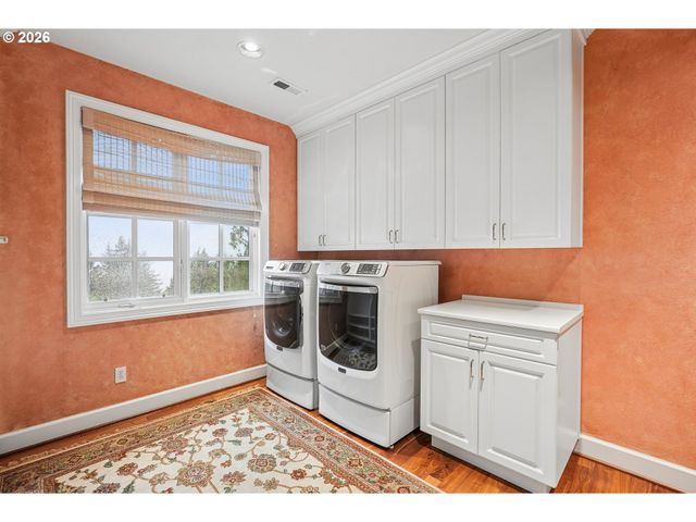 9228 Nw WILEY Ln, Portland, OR 97229