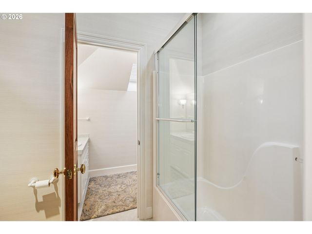 9228 Nw WILEY Ln, Portland, OR 97229