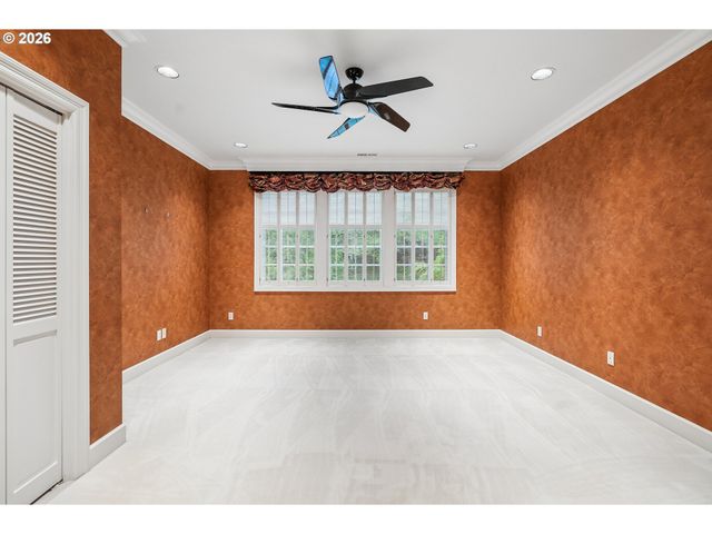 9228 Nw WILEY Ln, Portland, OR 97229