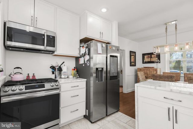 7902 OAKDALE AVE, Parkville, MD 21234