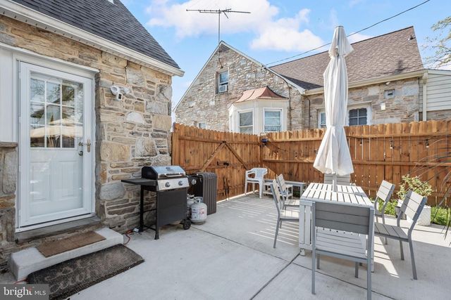 7902 OAKDALE AVE, Parkville, MD 21234