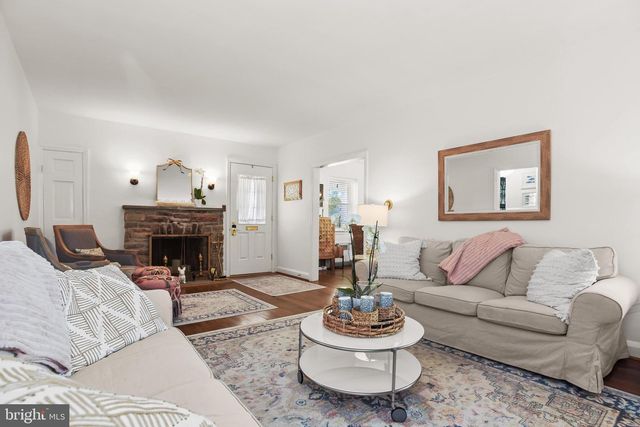 7902 OAKDALE AVE, Parkville, MD 21234