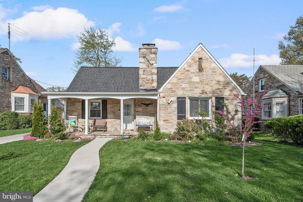 7902 OAKDALE AVE, Parkville, MD 21234