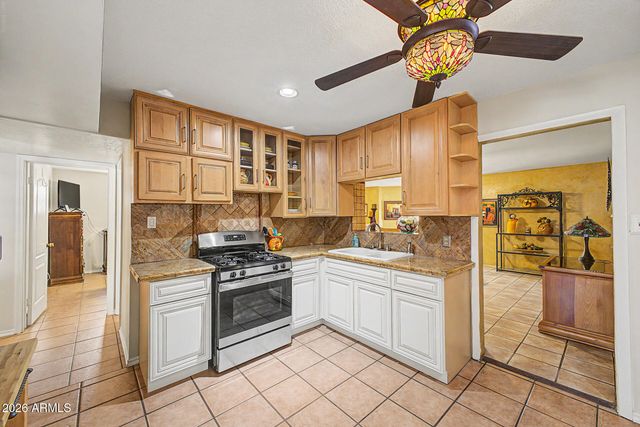 502 W SOUTHERN Avenue, Phoenix, AZ 85041
