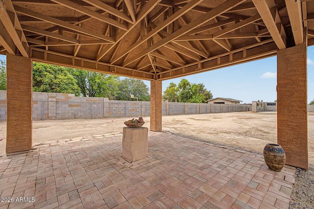 502 W SOUTHERN Avenue, Phoenix, AZ 85041