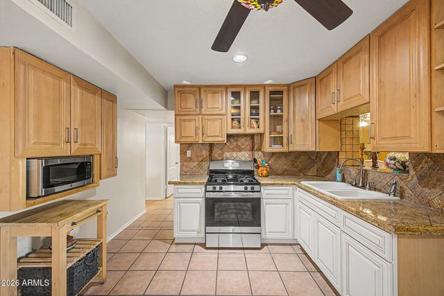 502 W SOUTHERN Avenue, Phoenix, AZ 85041