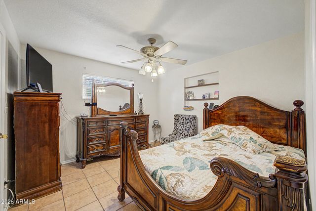 502 W SOUTHERN Avenue, Phoenix, AZ 85041