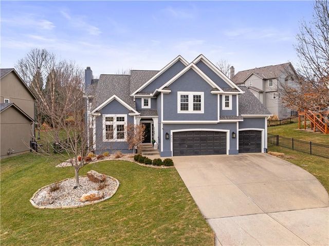 4420 GROVE Street, Shawnee, KS 66226