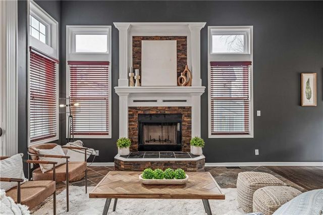 4420 GROVE Street, Shawnee, KS 66226