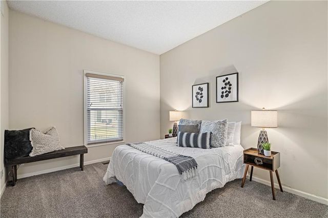 4420 GROVE Street, Shawnee, KS 66226