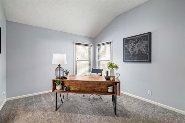 4420 GROVE Street, Shawnee, KS 66226