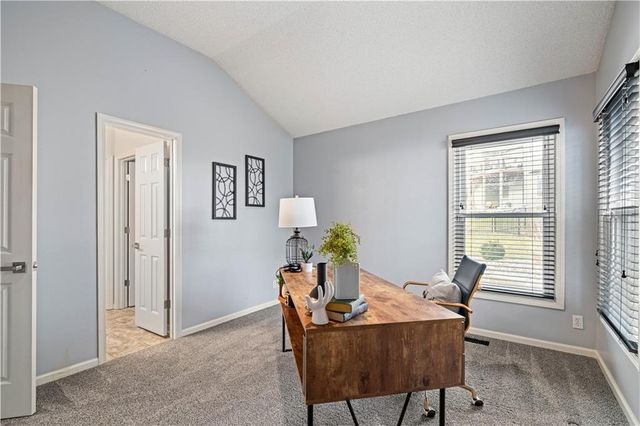 4420 GROVE Street, Shawnee, KS 66226