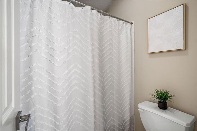 4420 GROVE Street, Shawnee, KS 66226