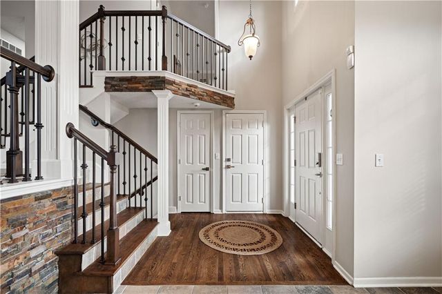 4420 GROVE Street, Shawnee, KS 66226