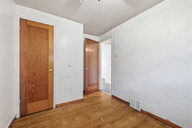 626 Perrilyn St, Brookline, PA 15226