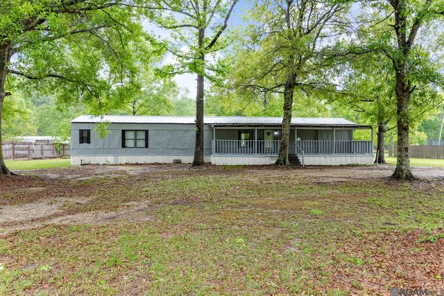 26800 Kelli Dr, Denham Springs, LA 70726