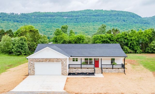 132 Galloway Airport Road, Dunlap, TN 37327