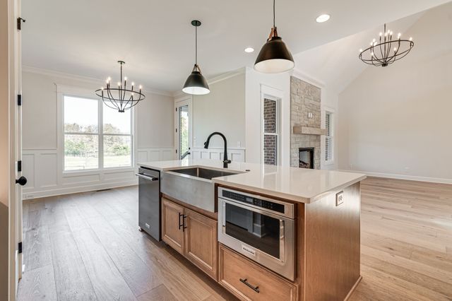 849 Brook Trl, Lebanon, TN 37087