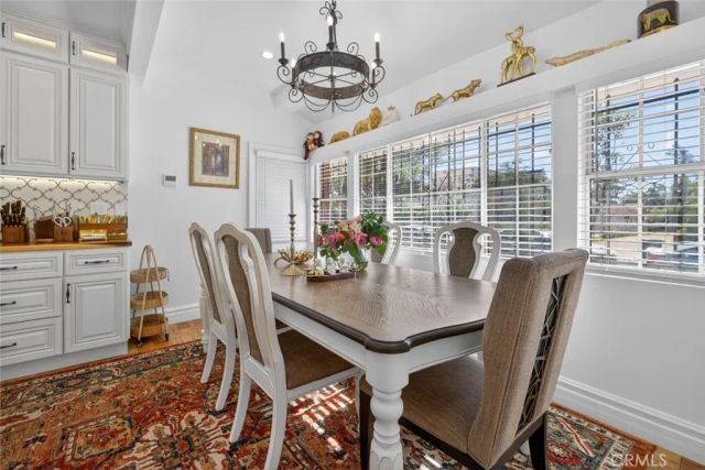 327 Vine, Glendale, CA 91204