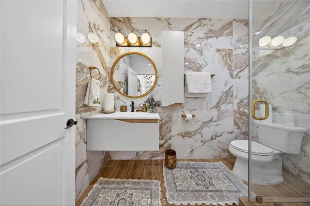 327 Vine, Glendale, CA 91204