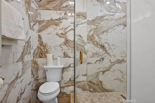 327 Vine, Glendale, CA 91204