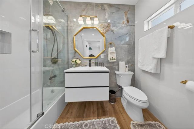 327 Vine, Glendale, CA 91204