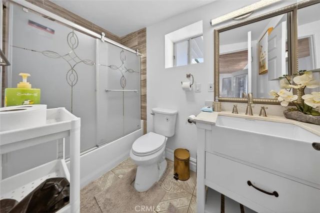 327 Vine, Glendale, CA 91204