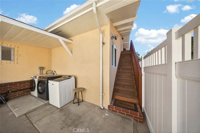 327 Vine, Glendale, CA 91204