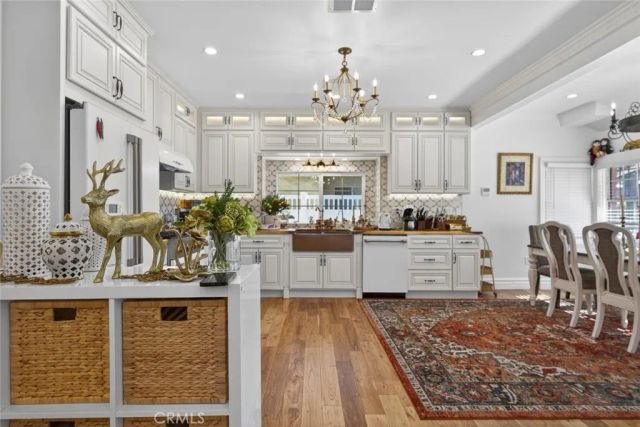 327 Vine, Glendale, CA 91204