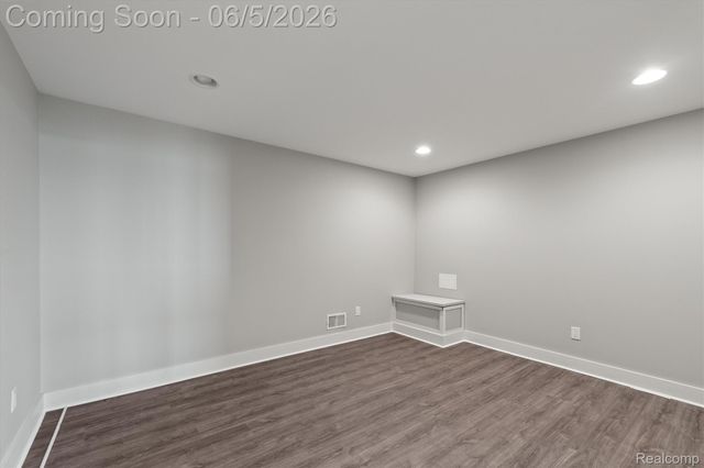 28195 Elba Drive, Grosse Ile Township, MI 48138