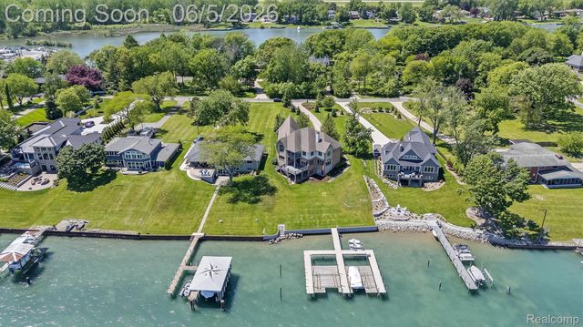 28195 Elba Drive, Grosse Ile Township, MI 48138