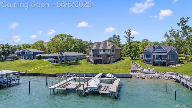 28195 Elba Drive, Grosse Ile Township, MI 48138