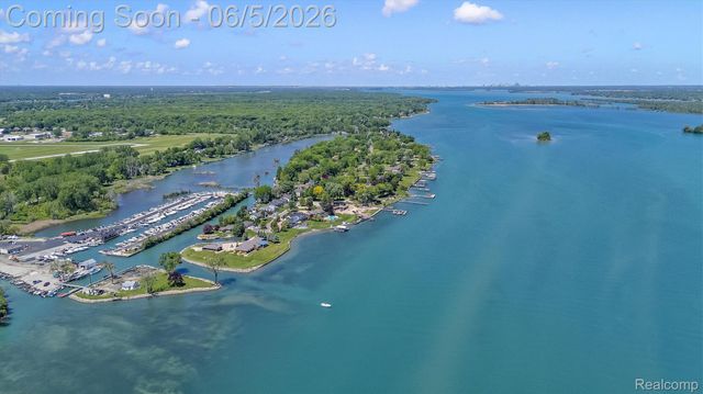 28195 Elba Drive, Grosse Ile Township, MI 48138