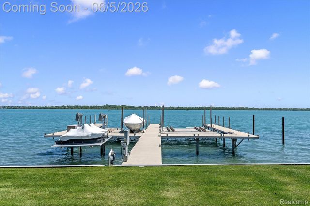 28195 Elba Drive, Grosse Ile Township, MI 48138