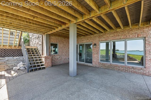 28195 Elba Drive, Grosse Ile Township, MI 48138