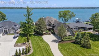 28195 Elba Drive, Grosse Ile Township, MI 48138