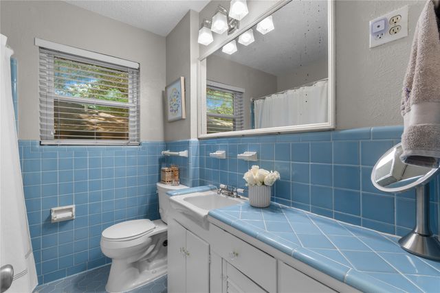 11621 Tuscany Way, Dallas, TX 75218