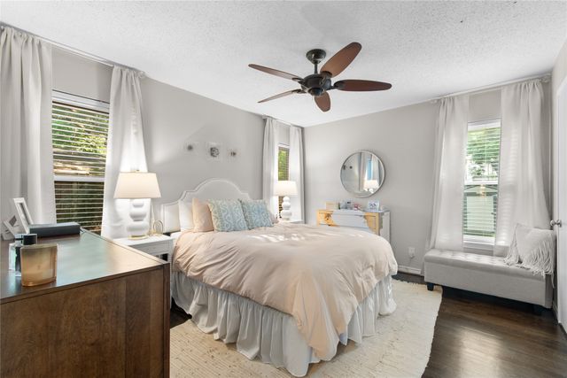 11621 Tuscany Way, Dallas, TX 75218