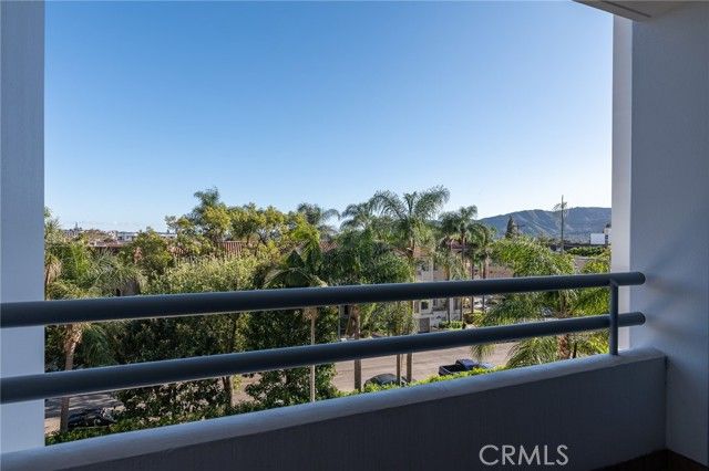 345 Pioneer 502, Glendale, CA 91203